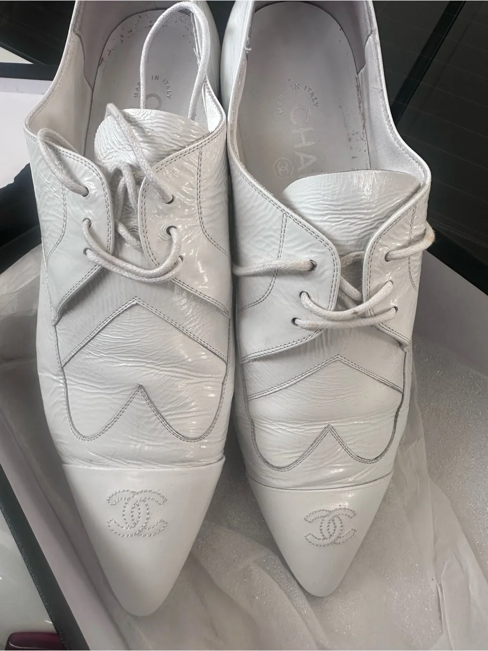 Chanel LACE UP PATENT GOA women’s shoes